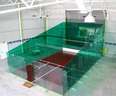 Pista de squash completa en vidrio