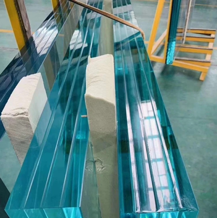 Acabado de vidrio para piscina — fabricación propia Glasscor